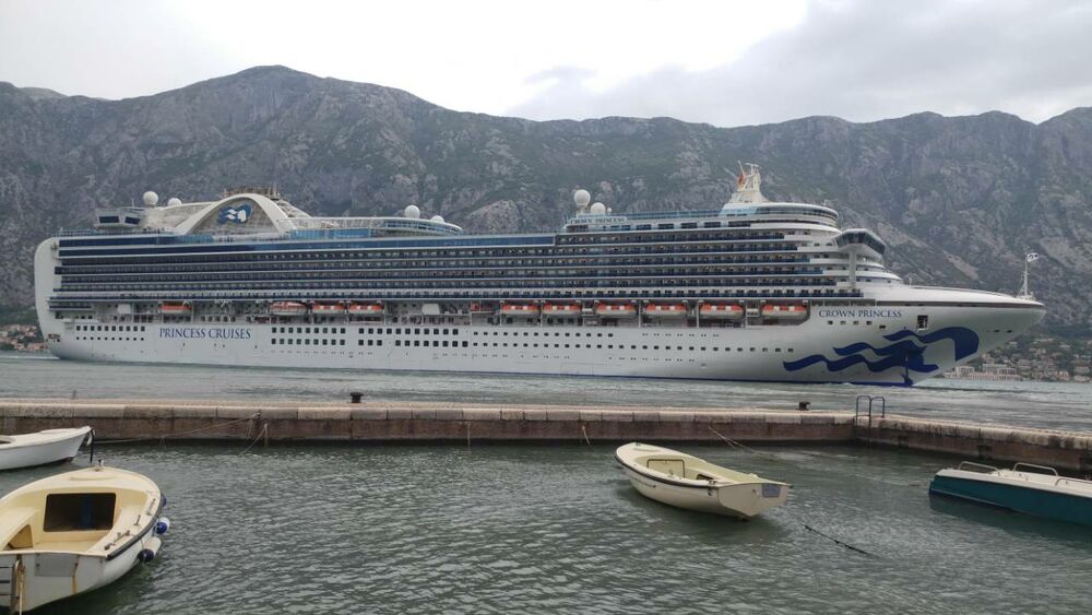 megakruzer Crown Princess