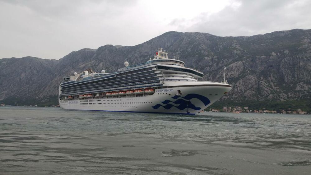 megakruzer Crown Princess