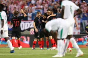 Blijeda Njemačka, Hrvati preokrenuli protiv Senegala, Švajcarci u...