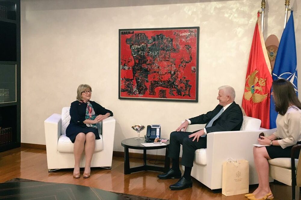 Margaret Uehara, Duško Marković, Foto: Twitter/USEmbassyMNE