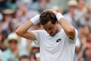 Šok na Vimbldonu! Pelja izbacio Čilića, Nadal lako sa Kukuškinom