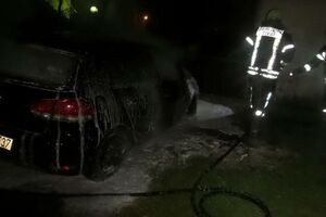 Tivat: Zapaljeno službeno vozilo zamjenice zaštitnika...