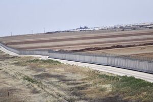 Turska izgradila betonski zid duž granice sa Sirijom