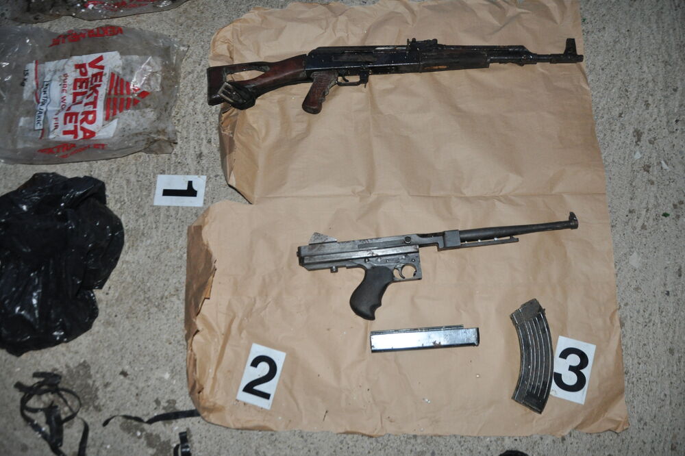 Podgorica, oružje, Foto: Uprava policije