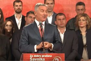 Đukanović o političkoj konkurenciji: Nikad nije izgledala jadnije,...