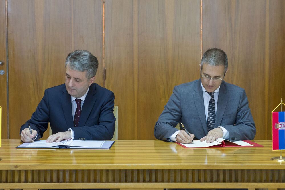 Mevludin Nuhodžić, Nebojša Stefanović, Foto: Ministarstvo unutrašnjih poslova