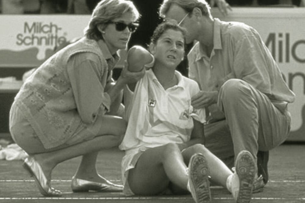 monika, Foto: Printscreen