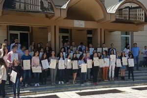 Ljudmila Radivojević đak generacije Gimnazije "Panto Mališić"