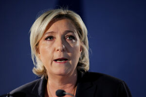 Le Pen: Migracijsko ludilo potapa Evropu, populisti pobjeđuju 2019.