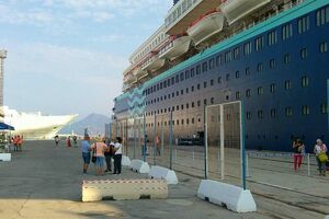 Istorijski dan za barski kruzing turizam