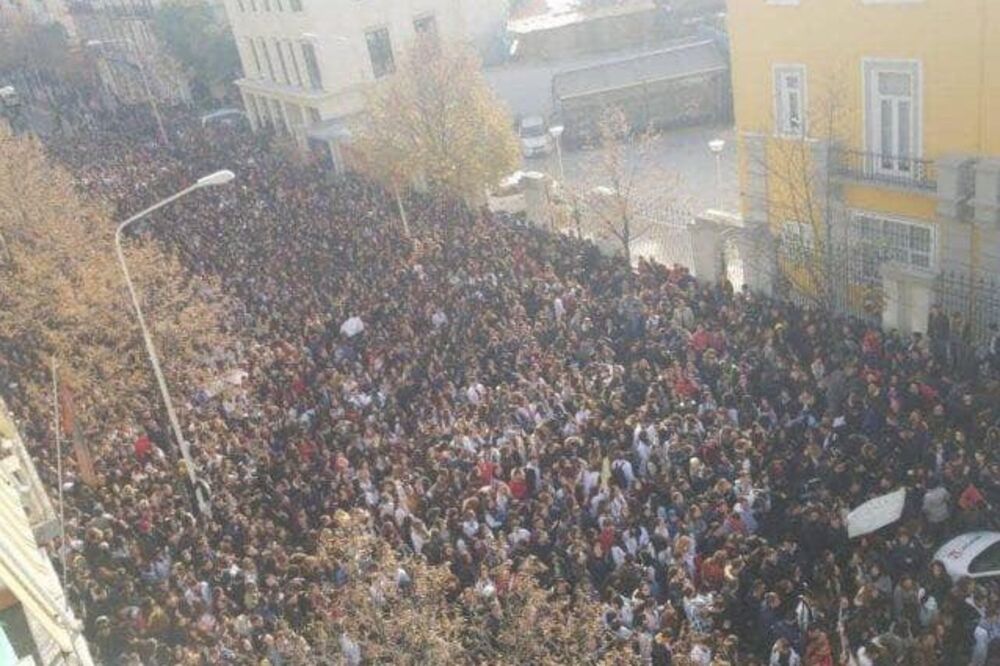 Albanija protesti, Foto: Twitter