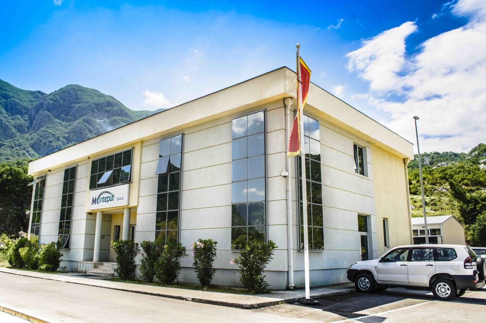 Monteput, zgrada, Foto: Monteput