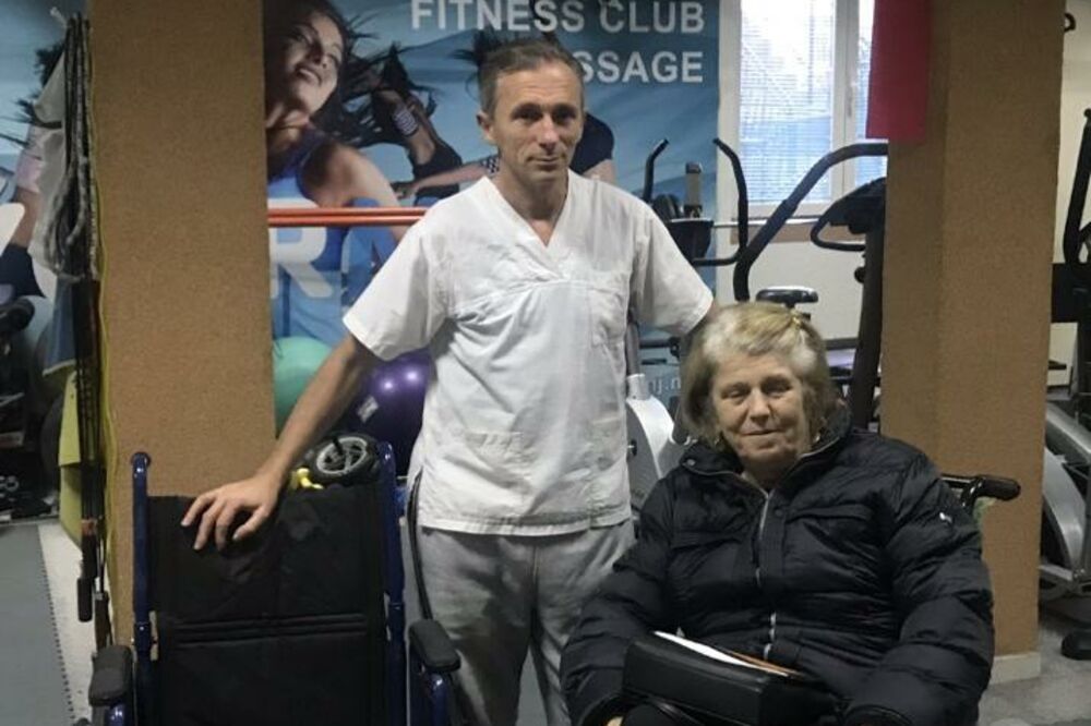 donacija kolica ulcinj, Foto: Privatna arhiva