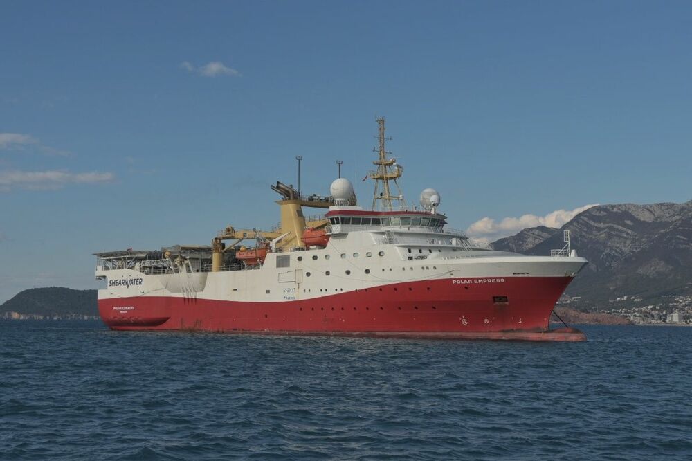 Duško Marković, Dragica Sekulić, Pavle Radulović, posjeta brodu "Polar Empress", Foto: Vlada Crne Gore