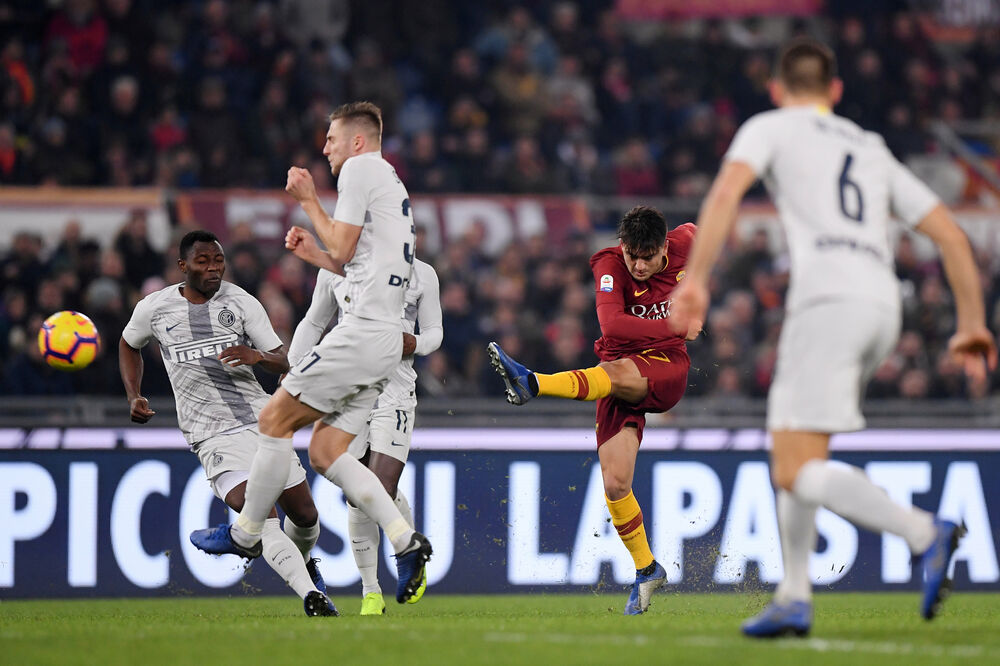 Roma - Inter Džengiz Under, Foto: Reuters