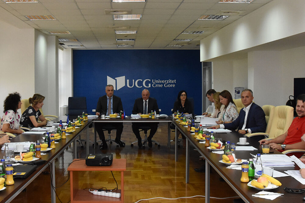 Upravni odbro, UCG, Foto: UCG