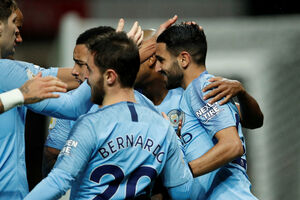 Nezadrživi Siti, derbi u srijedu na Old trafordu