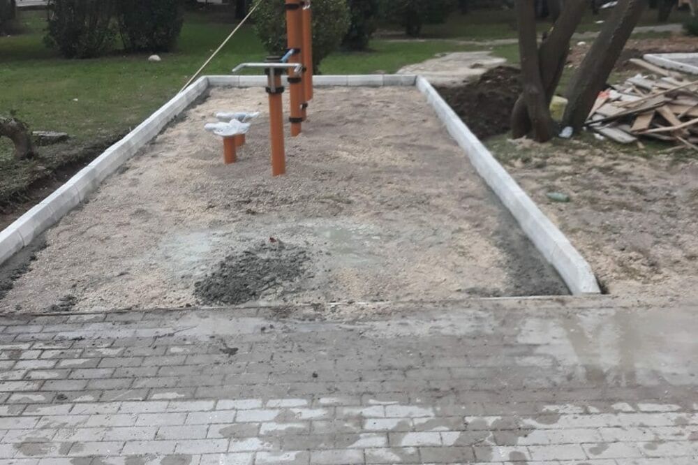 Budva, teretana na ptvorenom, Foto: Vuk Lajović