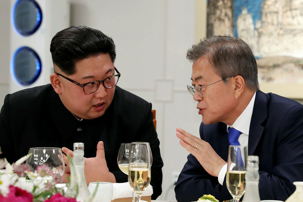 Kim Džong Un, Mun Džae In, Foto: Reuters