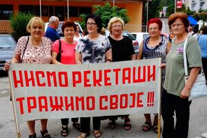 Manjinski akcionari bivšeg hotela Centar protestovali u Igalu