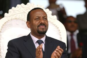 Etiopija: Bačena granata dok je premijer držao govor, poginula...