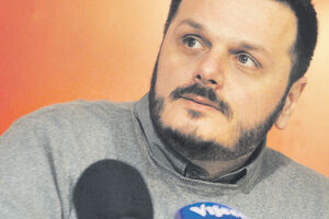 Milovac: Đukanović još jednom dokazao da je politički kameleon