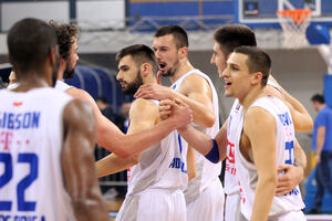 Kraj prenosa: Teodo - Budućnost Voli 64:89