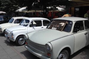 Pogledajte kako je bilo na izložbi oldtajmera u Beranama:...