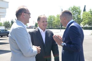 Otvorene dvije zdravstvene ambulante u krugu zone KAP-a