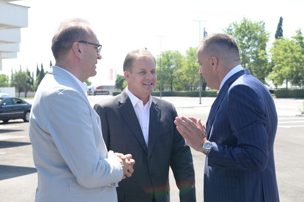 Nebojša Kavarić, Slavoljub Stijepović, Veselin Pejović, Foto: Podgorica.me