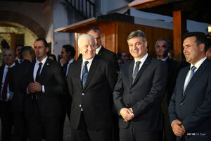 Biznismen častio Markovića nagradom za mir