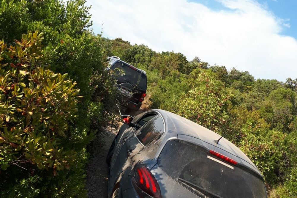 Spašavanje francuskih turista, Luštica, Foto: Nikola Trojanović