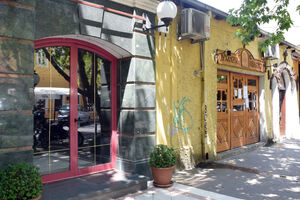 Ugašena poslovnica u Podgorici, građani ostali bez novca