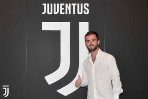 Stop za Barsu i Siti: Pjanić u Juventusu do 2023. godine