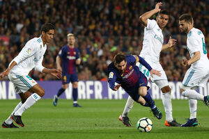 Barsa sa deset igrača do boda protiv Reala: Inijesta se oprostio,...