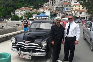 An old-timer exhibition was held in Ulcinj: The famous Gaz M-20 from...