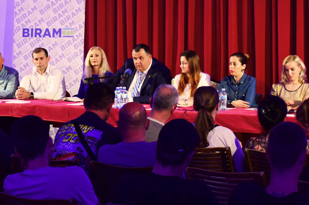 Radomir Novaković Cakan, Foto: Biram Bar