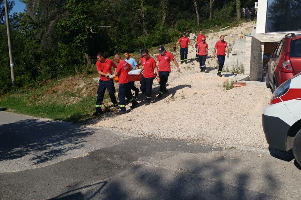 Tivat, pronađeno beživotno tijelo ženske osobe, Foto: Siniša Luković