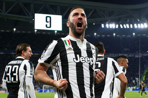 Juventus otpisao Iguaina, čeka se reakcija Milana