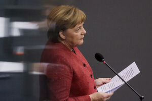 Merkel kritikovala njemačku Ljevicu zbog podrške žutim prslucima