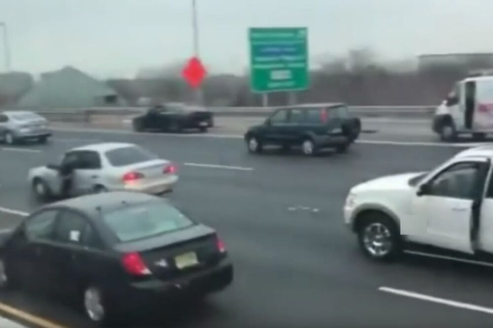 Sa autoputa u Nju Džersiju