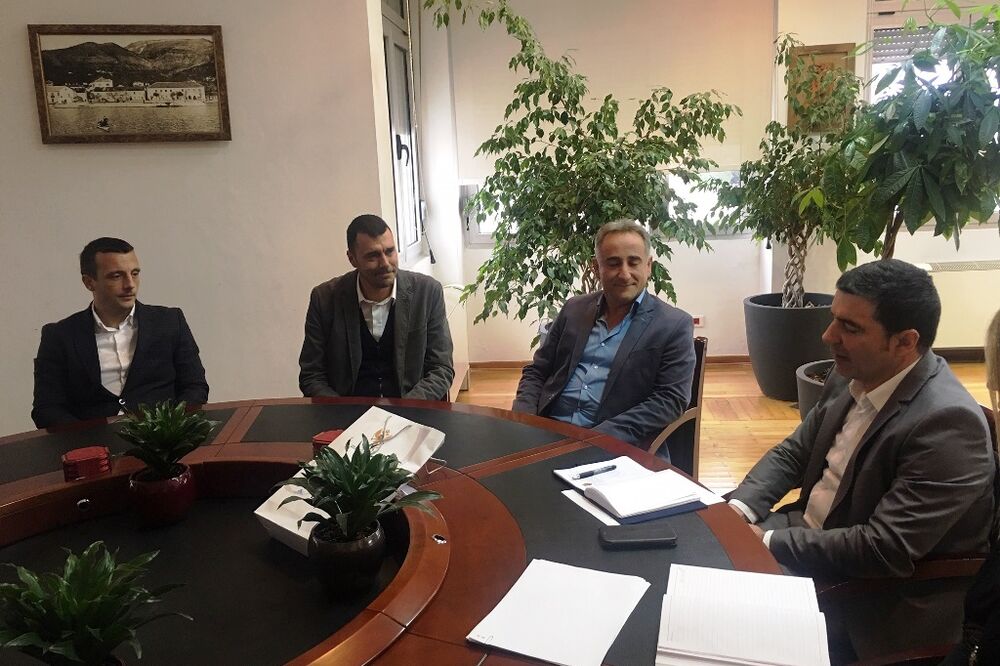 Sa sastanka u Opštini, Foto: Opština Tivat