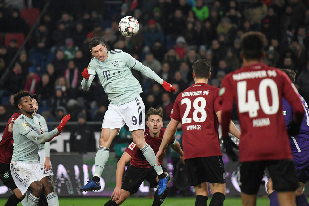 Robert Levandovski je postavio konačnih 4:0, Foto: FABIAN BIMMER, FABIAN BIMMER