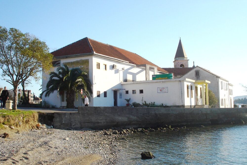 Dom kulture u Donjoj Lastvi, Foto: Arhiva "Vijesti"