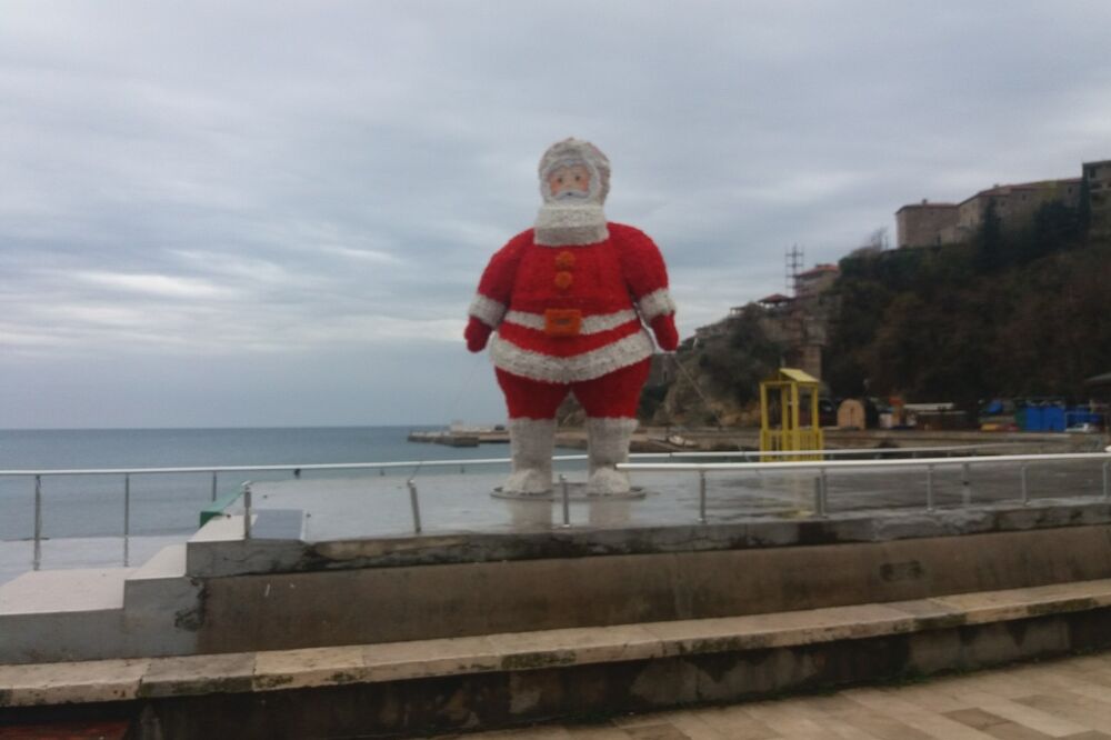 Doček kući ili u kafićima: Pristan, Foto: Samir Adrović