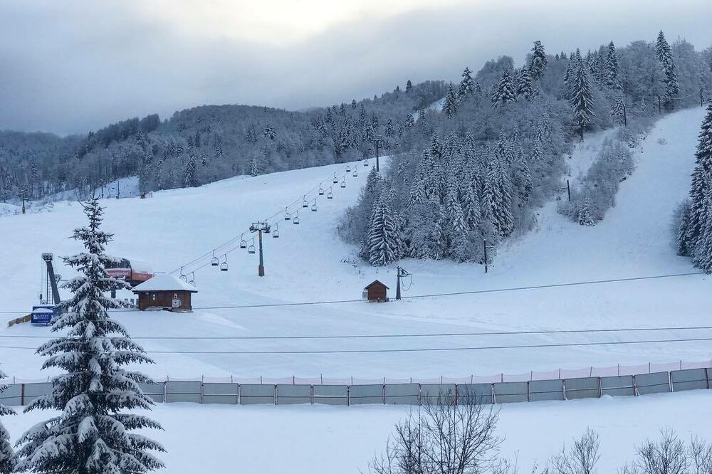 Sa skijališta Kolašin 1450, Foto: Ski Centar Kolasin 1450