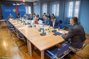 Šefovi hoće veće plate