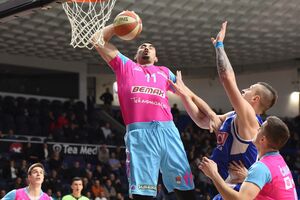 Zvanično: Bitadze pojačao Budućnost