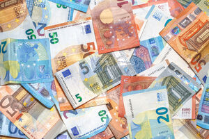 Javni dug Crne Gore na kraju godine 3,2 milijarde eura