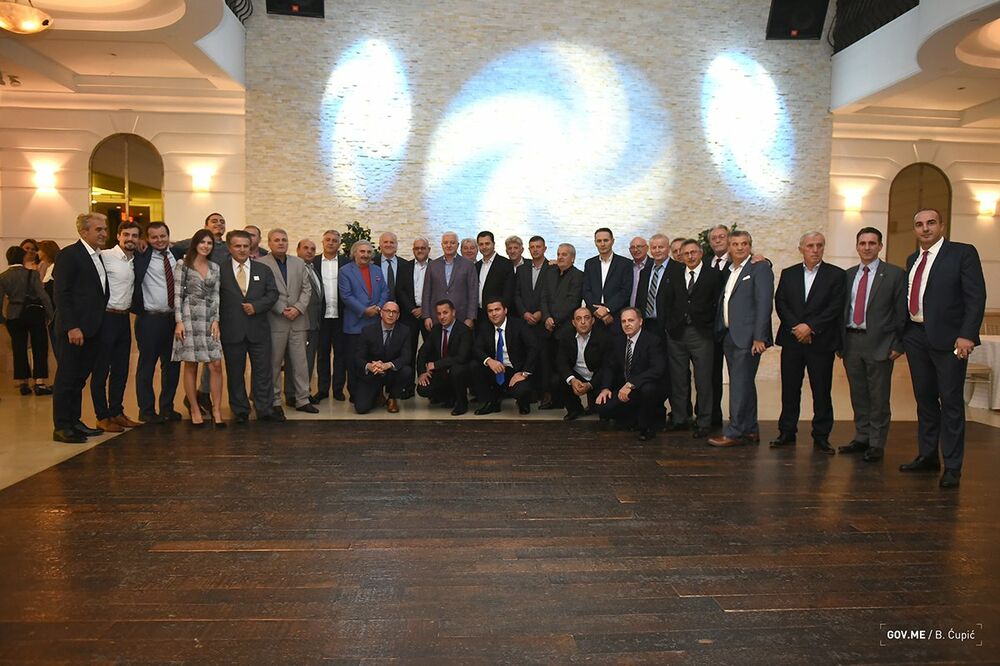 Sa sastanka Markovića sa predstavnicima Fondacije "Gusinje" u Njujorku 27. septembar, Foto: Gov.me